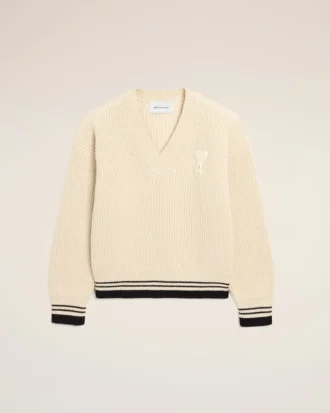 Ami de Coeur Sweater à col en V en laine côtelée blanche