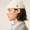 Bonnet en laine blanche avec étiquette en cuir Ami
