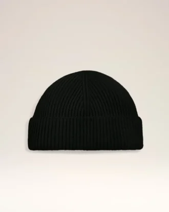 Bonnet en laine noire avec étiquette en cuir « Ami »