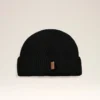 Bonnet en laine noire avec étiquette en cuir « Ami »