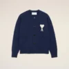 Cardigan bleu en laine à col rond Ami de Coeur