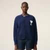 Cardigan bleu en laine à col rond Ami de Coeur