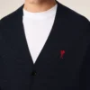 Cardigan en laine bleue avec motif Ami de Coeur contrasté