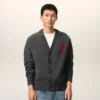 Cardigan en laine grise avec motif Ami de Coeur contrasté