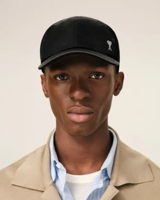 Casquette Ami de Coeur en nylon noir à clous