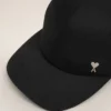 Casquette Ami de Coeur en nylon noir à clous