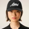 Casquette Ami en coton noir avec écusson en feutre