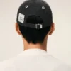 Casquette Ami Paris en denim noir avec patch sur le côté