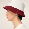 Chapeau Ami Paris en coton rouge et blanc
