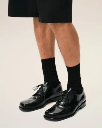 Chaussures derbies en cuir de vache noir