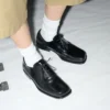 Chaussures derbies en cuir de vache noir