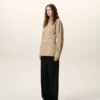 Chemise ajustée à col pointu en coton beige