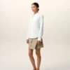 Chemise ajustée à col pointu en soie mélangée blanche