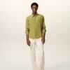 Chemise ajustée à col pointu en soie mélangée verte