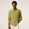 Chemise ajustée à col pointu en soie mélangée verte