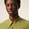 Chemise ajustée à col pointu en soie mélangée verte