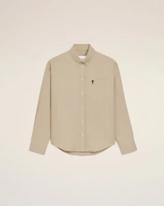 Chemise Ami de Coeur en coton beige, coupe carrée et brodée