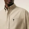 Chemise Ami de Coeur en coton beige, coupe carrée et brodée