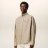 Chemise Ami de Coeur en coton beige, coupe carrée et brodée