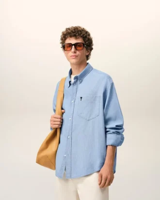 Chemise Ami de Coeur en coton bleu, coupe carrée et brodée