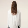 Chemise ample Ami de Coeur à col pointu en coton blanc