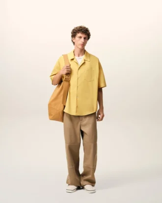 Chemise carrée à manches courtes et col camp en coton jaune
