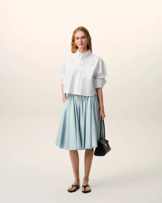 Chemise courte en coton blanc avec motif « Ami de Coeur » en relief