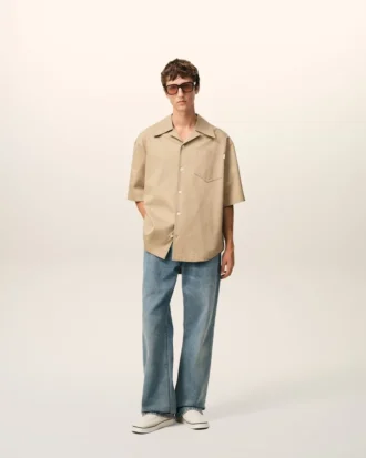Chemise large à manches courtes et col camp en coton beige