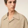 Chemise large à manches courtes et col camp en coton beige