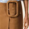 Jupe midi à ceinture à grande boucle en cuir de chèvre marron