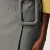 Jupe midi en laine vierge grise avec ceinture à grande boucle