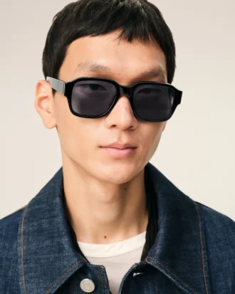 Lunettes de soleil noires 75006