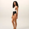 Maillot de bain une pièce en nylon noir et blanc