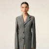 Manteau ajusté à simple boutonnage en laine vierge grise
