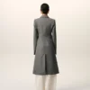 Manteau ajusté à simple boutonnage en laine vierge grise