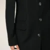 Manteau droit simple en laine vierge noire