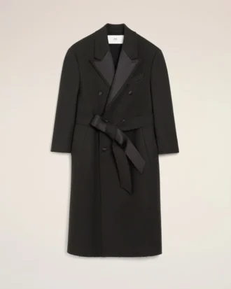 Manteau long noir en laine smockée à double boutonnage