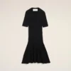 Mini-robe en maille noire à godets