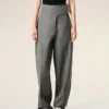 Pantalon cintré à ceinture nouée en laine vierge grise