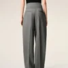 Pantalon cintré à ceinture nouée en laine vierge grise