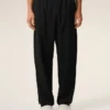 Pantalon en laine vierge noire à taille élastiquée