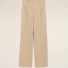 Pantalon large taille basse en laine vierge beige