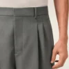 Pantalon large taille basse en laine vierge grise