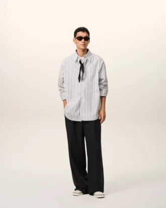 Pantalon large taille basse en laine vierge noire