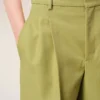 Pantalon large taille basse en laine vierge verte