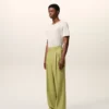 Pantalon large taille basse en laine vierge verte