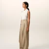 Pantalon large taille haute en laine vierge beige avec deux plis