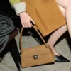 Petit sac Mimi en cuir de vache marron