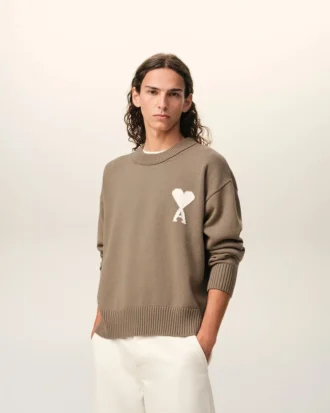 Pull Ami de Coeur à col rond en laine et coton beige