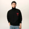 Pull à col cheminée en laine noire avec motif « Ami de Coeur » contrasté
